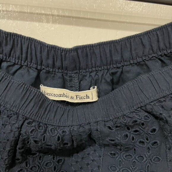 Women's Abercrombie & Fitch Off the Shoulder Top Size Medium Navy Blue Color - Picture 3 of 4